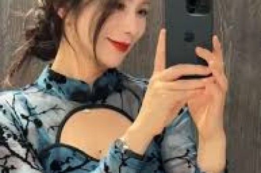 网红司晓迪凌晨爆料18张图后道歉Poka晒聊天记录反击真相何在？