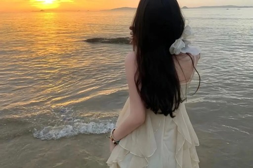 深夜热搜炸锅：27岁宋祖儿被疑小号曝光刘宇宁恋情登顶热搜工作室一句话引悬念